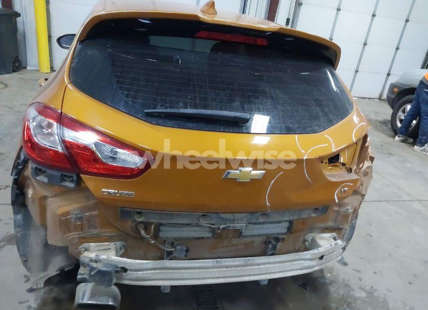 Photo 17 of 2017 Chevrolet Cruze LT AUTO (VIN 3G1BE6SM9HS550839)