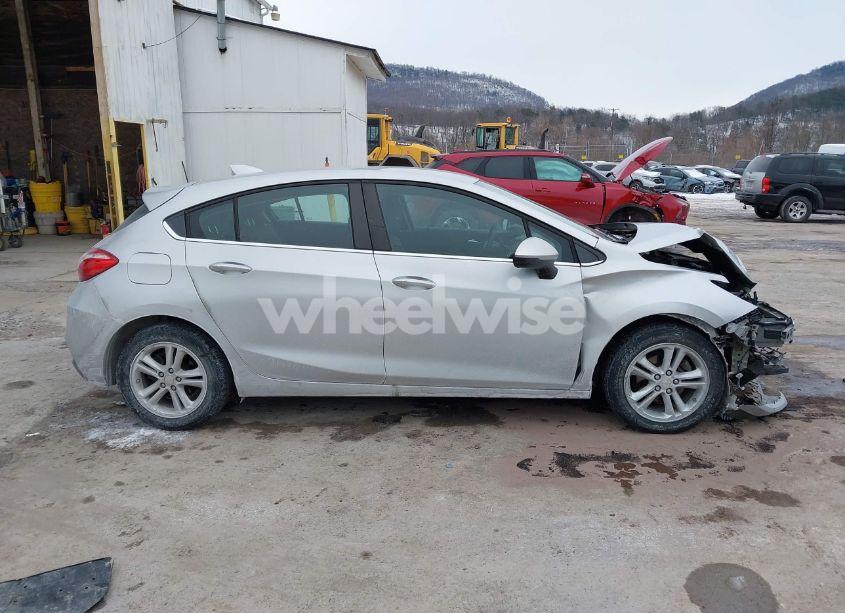Photo 14 of 2017 Chevrolet Cruze LT (VIN 3G1BE6SM9HS609257)
