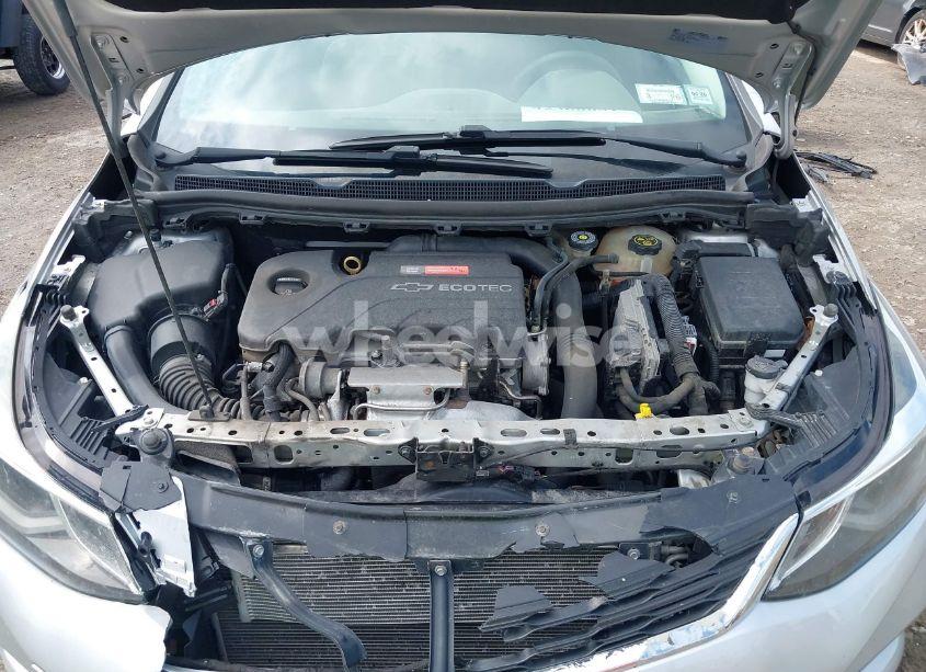 Photo 10 of 2017 Chevrolet Cruze LT AUTO (VIN 3G1BE6SMXHS581730)