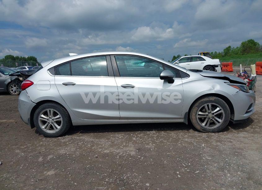 Photo 14 of 2017 Chevrolet Cruze LT AUTO (VIN 3G1BE6SMXHS581730)