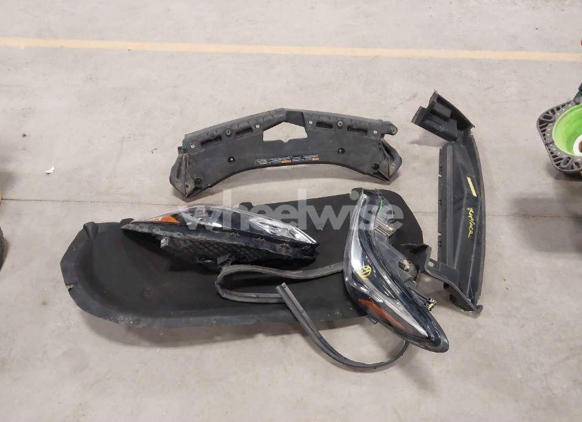 Photo 12 of 2017 Chevrolet Cruze LT AUTO (VIN 3G1BE6SMXHS603306)