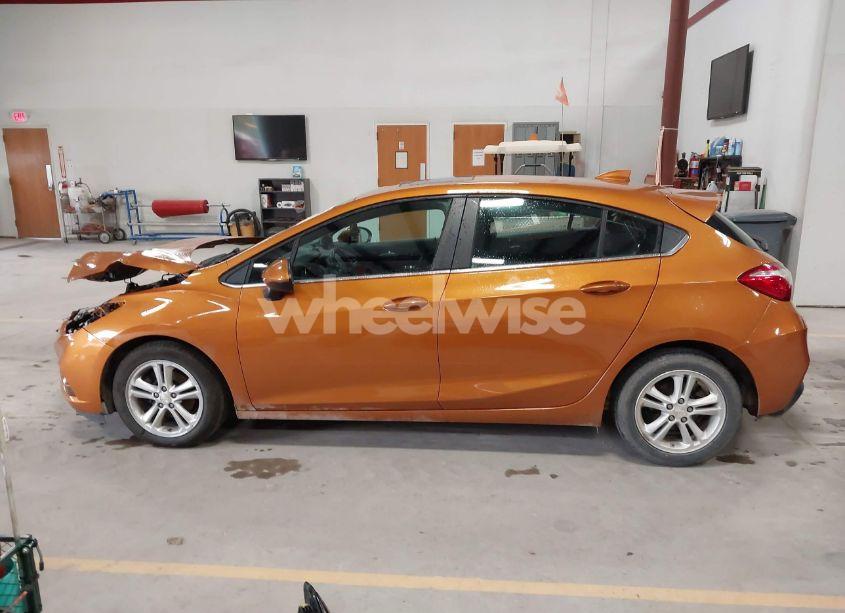 Photo 15 of 2017 Chevrolet Cruze LT AUTO (VIN 3G1BE6SMXHS603306)