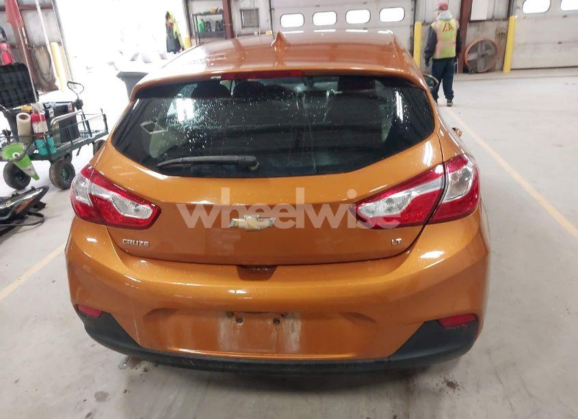 Photo 17 of 2017 Chevrolet Cruze LT AUTO (VIN 3G1BE6SMXHS603306)