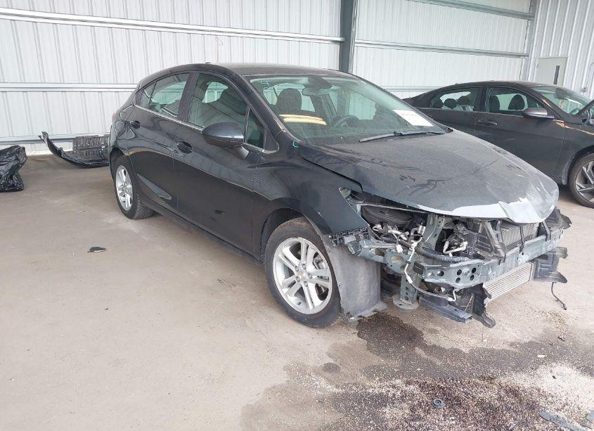2018 Chevrolet Cruze LT AUTO (VIN 3G1BE6SMXJS594449) main photo