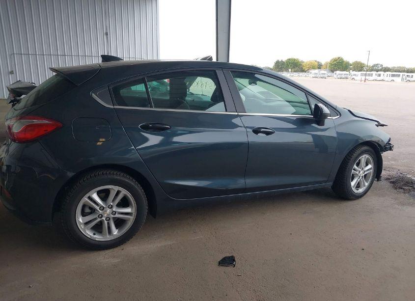 Photo 14 of 2018 Chevrolet Cruze LT AUTO (VIN 3G1BE6SMXJS594449)