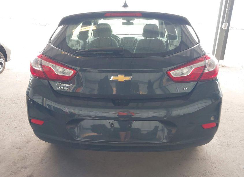 Photo 17 of 2018 Chevrolet Cruze LT AUTO (VIN 3G1BE6SMXJS594449)