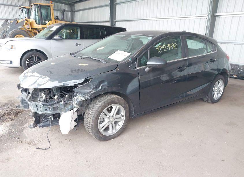 Photo 2 of 2018 Chevrolet Cruze LT AUTO (VIN 3G1BE6SMXJS594449)