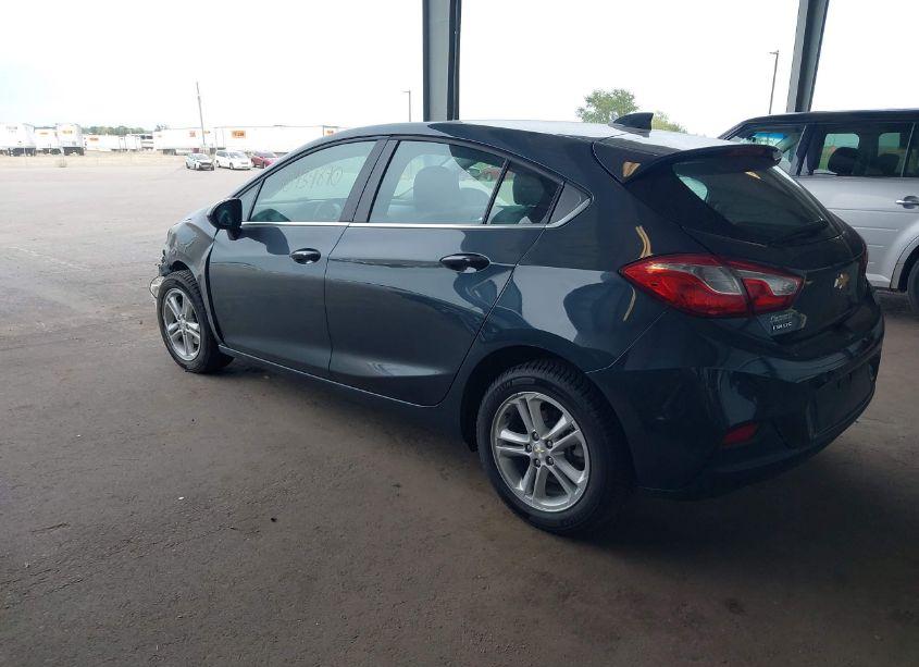Photo 3 of 2018 Chevrolet Cruze LT AUTO (VIN 3G1BE6SMXJS594449)