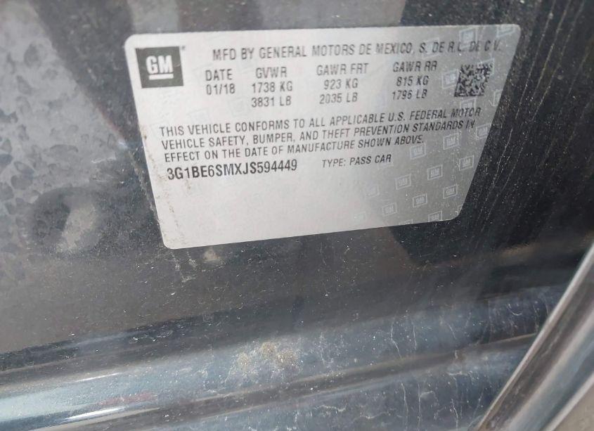 Photo 9 of 2018 Chevrolet Cruze LT AUTO (VIN 3G1BE6SMXJS594449)