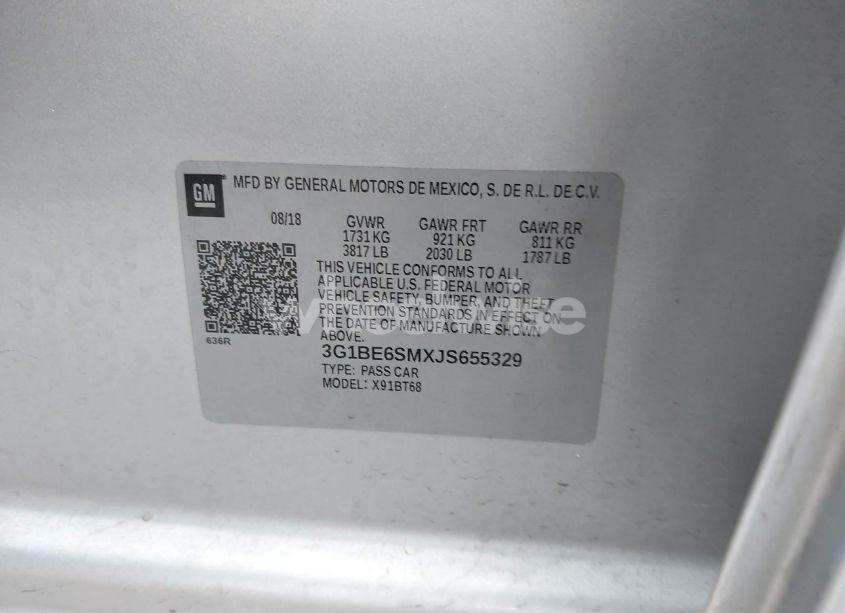 Photo 9 of 2018 Chevrolet Cruze LT AUTO (VIN 3G1BE6SMXJS655329)