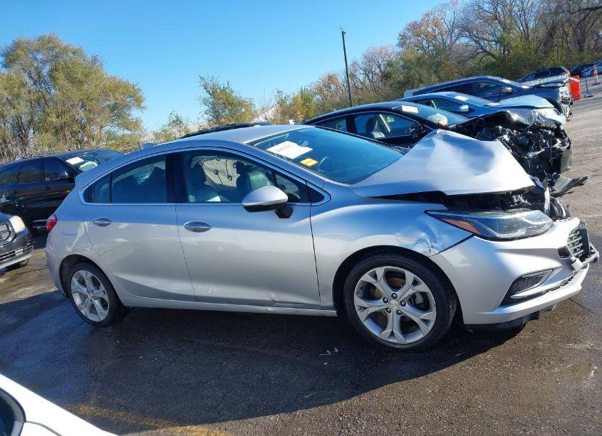 Photo 13 of 2018 Chevrolet Cruze PREMIER AUTO (VIN 3G1BF6SM0JS531602)