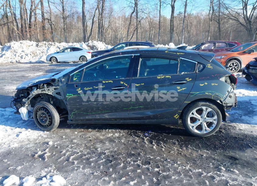 Photo 14 of 2018 Chevrolet Cruze PREMIER AUTO (VIN 3G1BF6SM0JS558279)