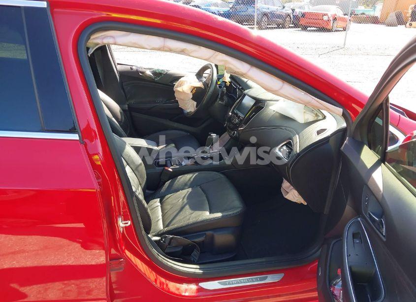 Photo 5 of 2018 Chevrolet Cruze PREMIER AUTO (VIN 3G1BF6SM1JS543872)