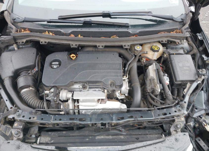 Photo 10 of 2019 Chevrolet Cruze PREMIER (VIN 3G1BF6SM1KS589476)