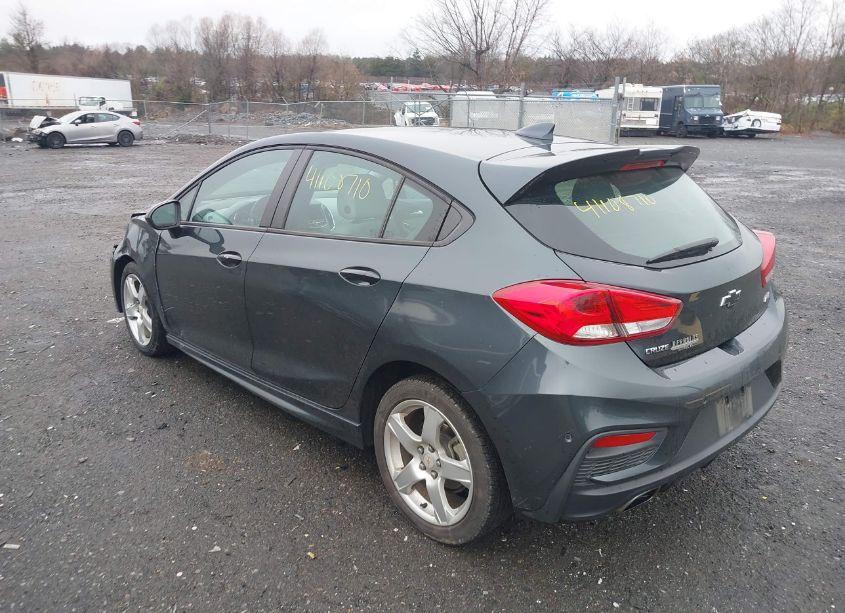 Photo 3 of 2019 Chevrolet Cruze PREMIER (VIN 3G1BF6SM1KS589476)