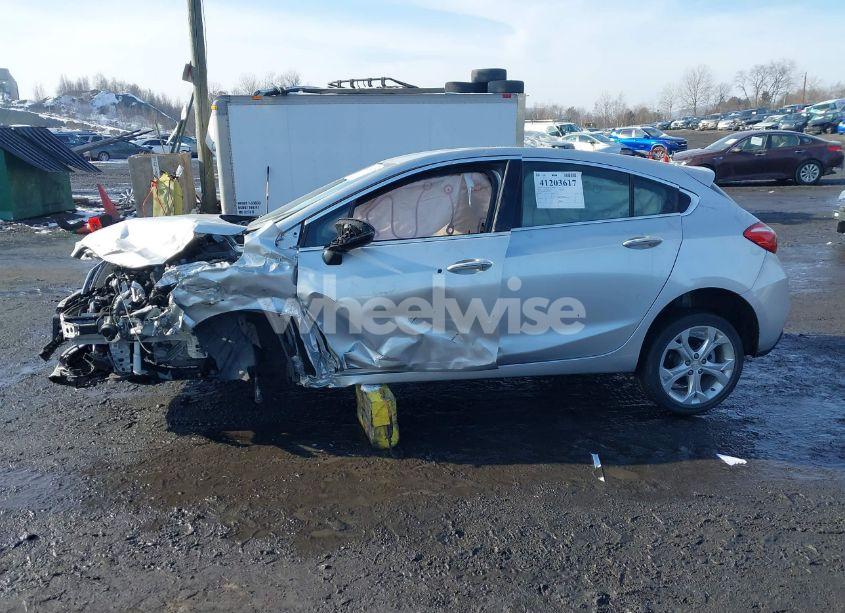 Photo 14 of 2018 Chevrolet Cruze PREMIER AUTO (VIN 3G1BF6SM4JS620363)