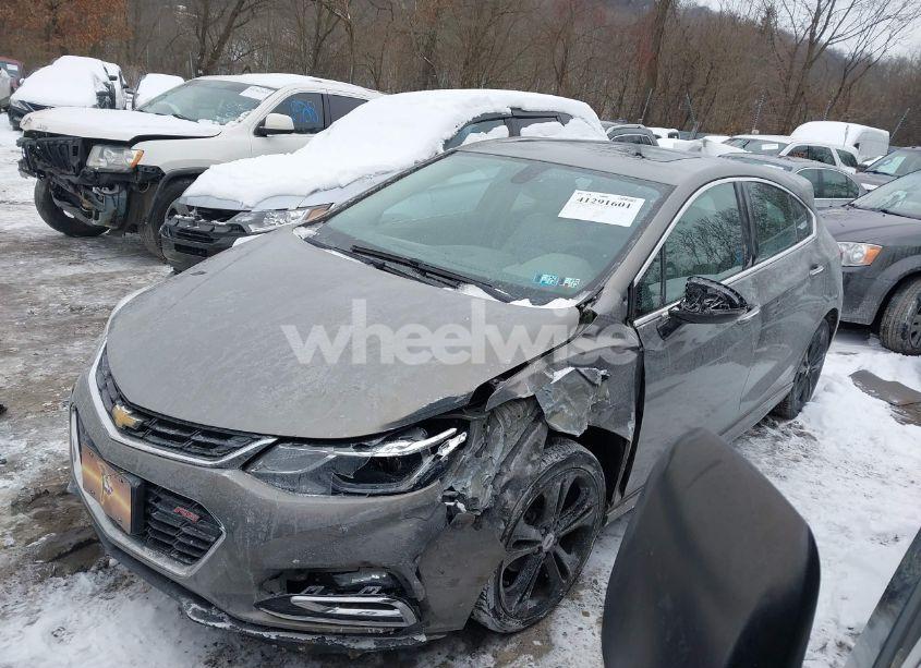 Photo 2 of 2018 Chevrolet Cruze PREMIER AUTO (VIN 3G1BF6SM5JS653243)