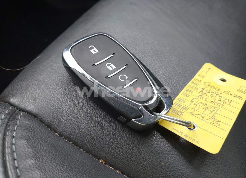 Photo 11 of 2017 Chevrolet Cruze PREMIER AUTO (VIN 3G1BF6SM7HS589202)