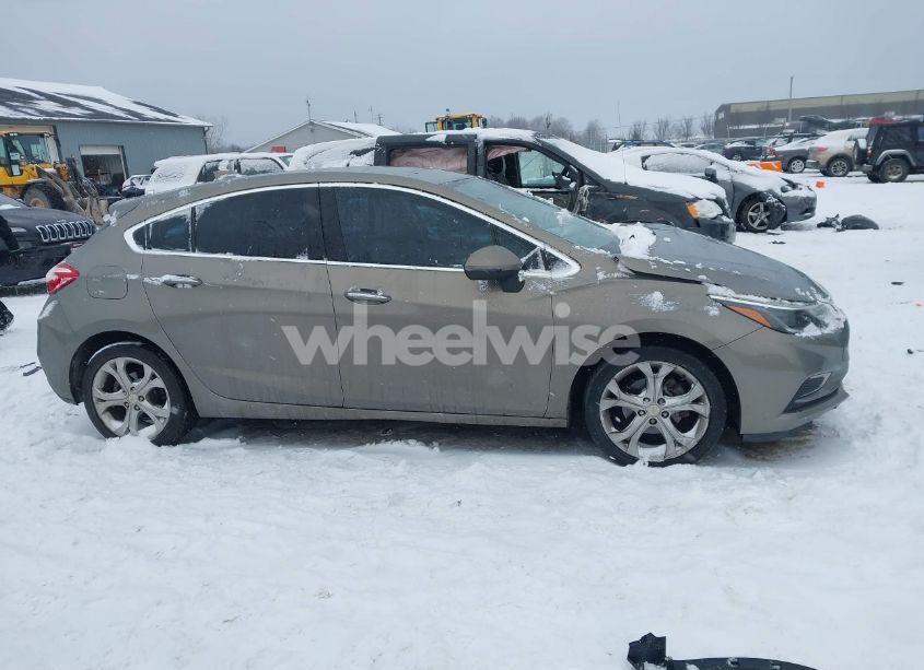 Photo 13 of 2018 Chevrolet Cruze PREMIER AUTO (VIN 3G1BF6SM7JS650957)