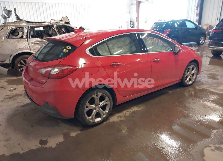 Photo 4 of 2018 Chevrolet Cruze PREMIER AUTO (VIN 3G1BF6SM8JS641846)