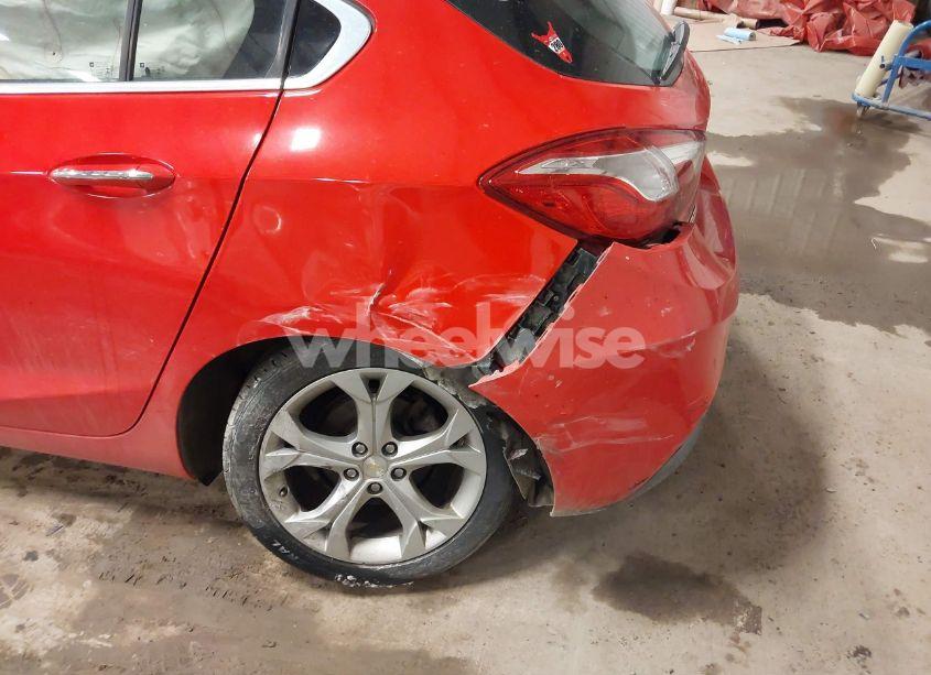 Photo 6 of 2018 Chevrolet Cruze PREMIER AUTO (VIN 3G1BF6SM8JS641846)