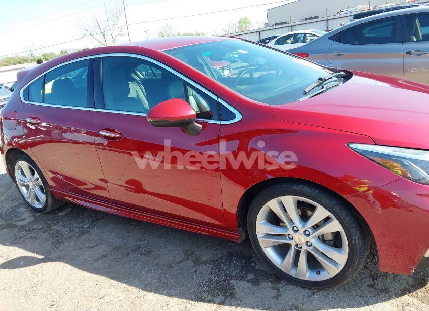 Photo 14 of 2018 Chevrolet Cruze PREMIER AUTO (VIN 3G1BF6SM9JS570074)
