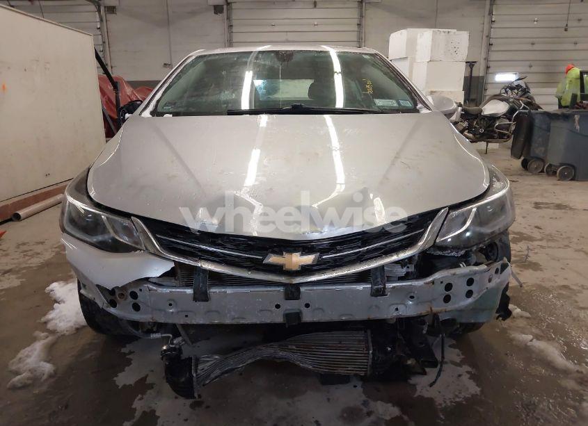 Photo 6 of 2018 Chevrolet Cruze PREMIER AUTO (VIN 3G1BF6SM9JS618379)
