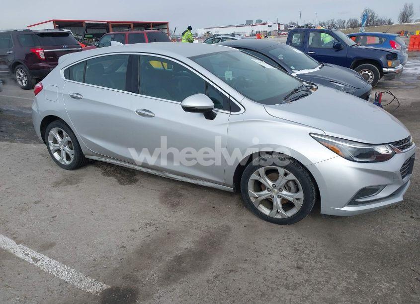 2018 Chevrolet Cruze PREMIER AUTO (VIN 3G1BF6SMXJS607424) main photo