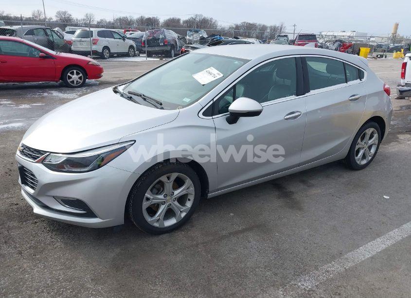 Photo 2 of 2018 Chevrolet Cruze PREMIER AUTO (VIN 3G1BF6SMXJS607424)