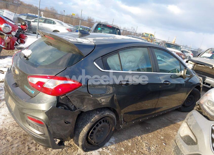Photo 13 of 2018 Chevrolet Cruze LT MANUAL (VIN 3G1BG6SE4JS628369)