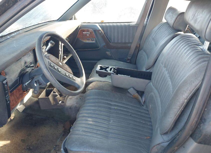 Photo 5 of 1992 Buick Century LIMITED (VIN 3G4AL54N6NS601875)