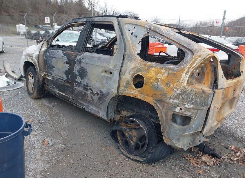 Photo 3 of 2004 Pontiac Aztek (VIN 3G7DB03E64S562677)