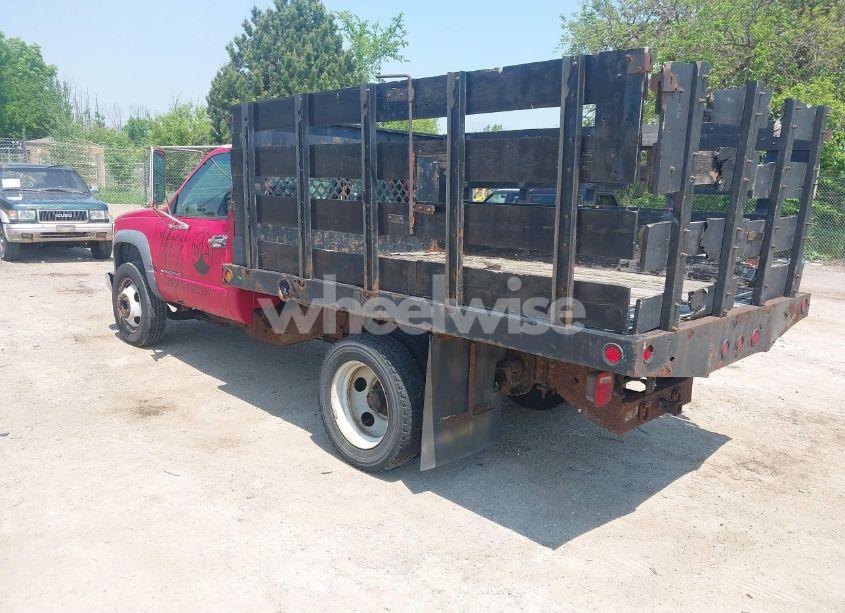 Photo 3 of 2001 Chevrolet C3500 HD CHASSIS (VIN 3GBKC34G71M105291)