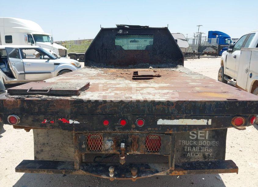 Photo 14 of 2001 Chevrolet C3500 HD CHASSIS (VIN 3GBKC34G91M109813)