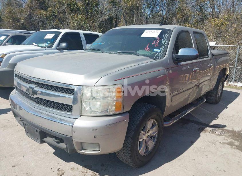 Photo 2 of 2008 Chevrolet Silverado 1500 LT1 (VIN 3GCEC13088G204146)