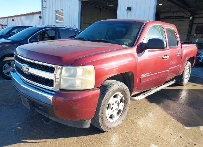 Photo 2 of 2008 Chevrolet Silverado 1500 LT1 (VIN 3GCEC13C08G273486)