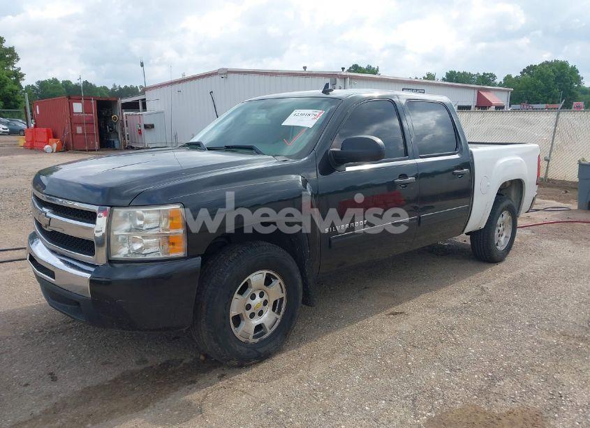 Photo 2 of 2009 Chevrolet Silverado 1500 LS (VIN 3GCEC13C19G187265)