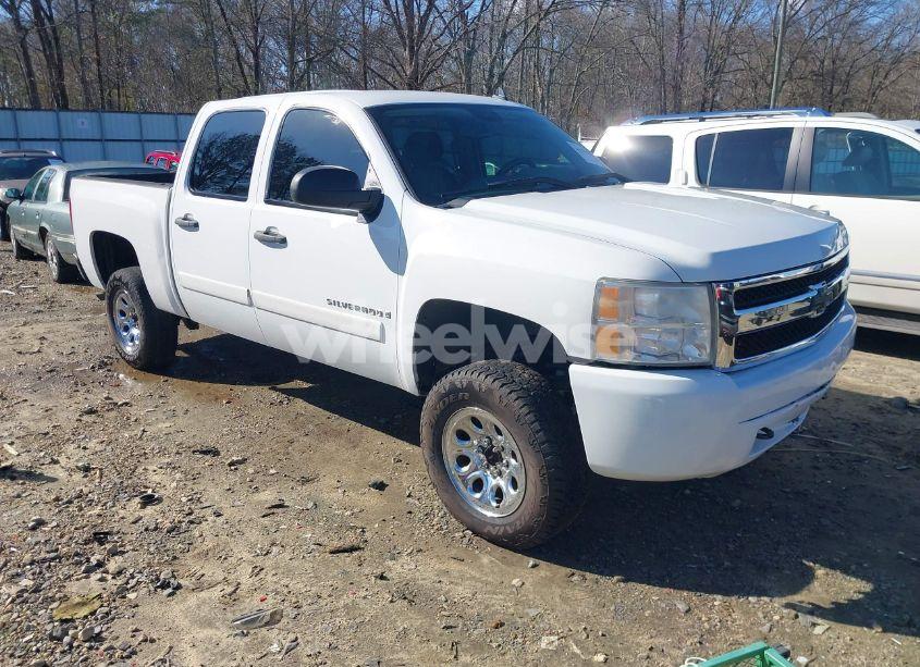2008 Chevrolet Silverado 1500 LS (VIN 3GCEC13C28G214844) main photo