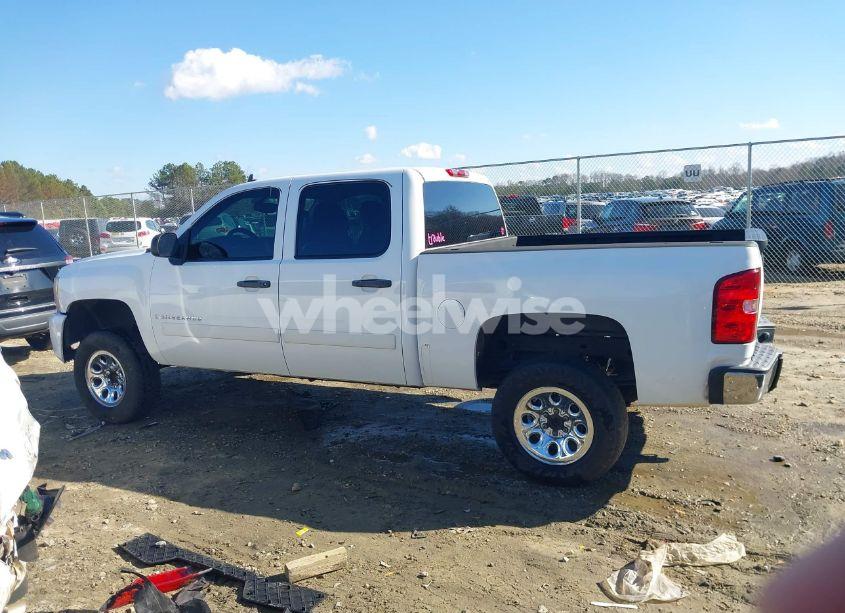 Photo 14 of 2008 Chevrolet Silverado 1500 LS (VIN 3GCEC13C28G214844)