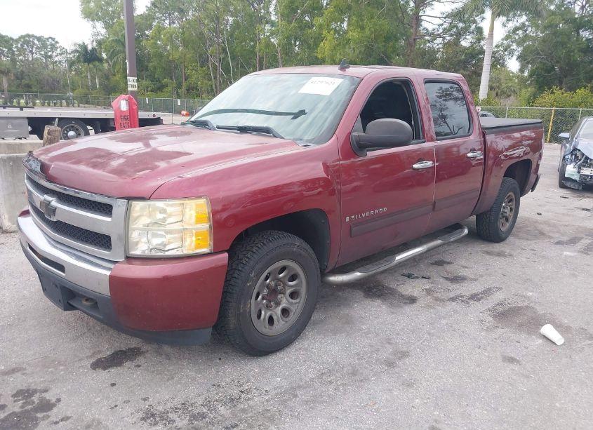 Photo 2 of 2009 Chevrolet Silverado 1500 LS (VIN 3GCEC13C29G195472)