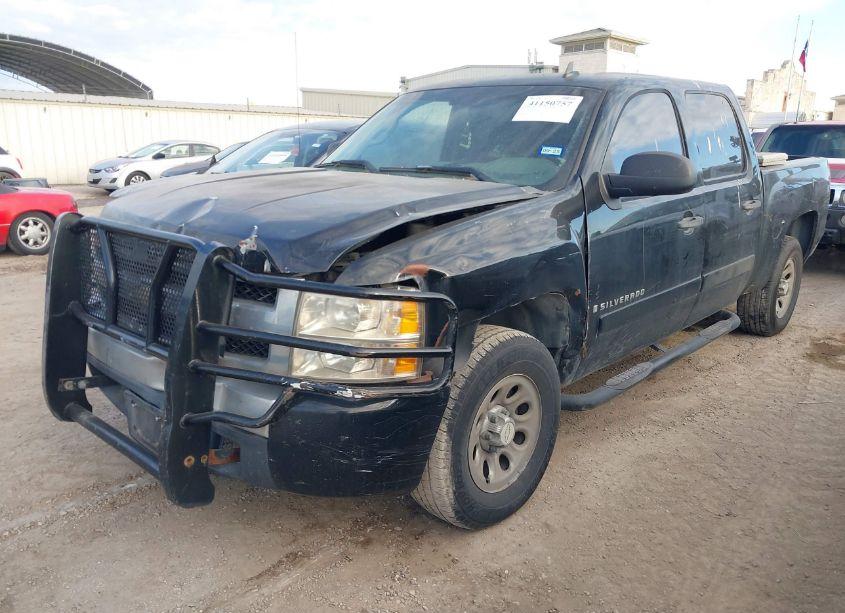 Photo 2 of 2008 Chevrolet Silverado 1500 LS (VIN 3GCEC13C68G228004)