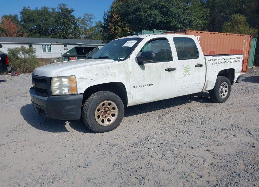 Photo 2 of 2007 Chevrolet Silverado 1500 WORK TRUCK (VIN 3GCEC13C97G514590)