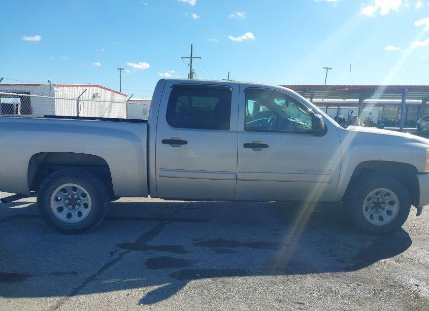 Photo 13 of 2009 Chevrolet Silverado 1500 LS (VIN 3GCEC13CX9G199267)