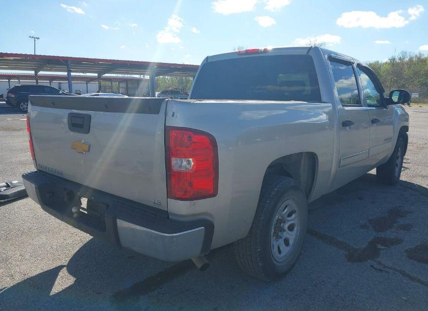 Photo 4 of 2009 Chevrolet Silverado 1500 LS (VIN 3GCEC13CX9G199267)