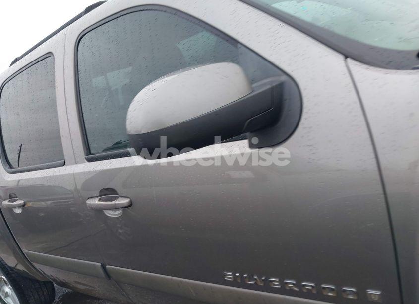 Photo 13 of 2007 Chevrolet Silverado 1500 LTZ (VIN 3GCEC13J47G536852)