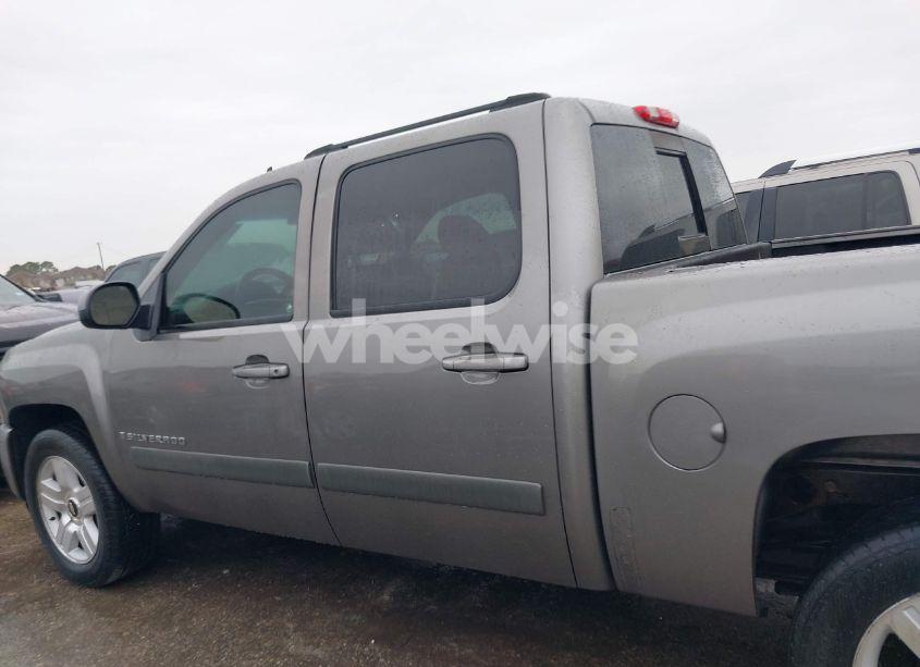 Photo 14 of 2007 Chevrolet Silverado 1500 LTZ (VIN 3GCEC13J47G536852)