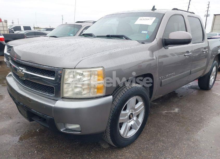 Photo 2 of 2007 Chevrolet Silverado 1500 LTZ (VIN 3GCEC13J47G536852)