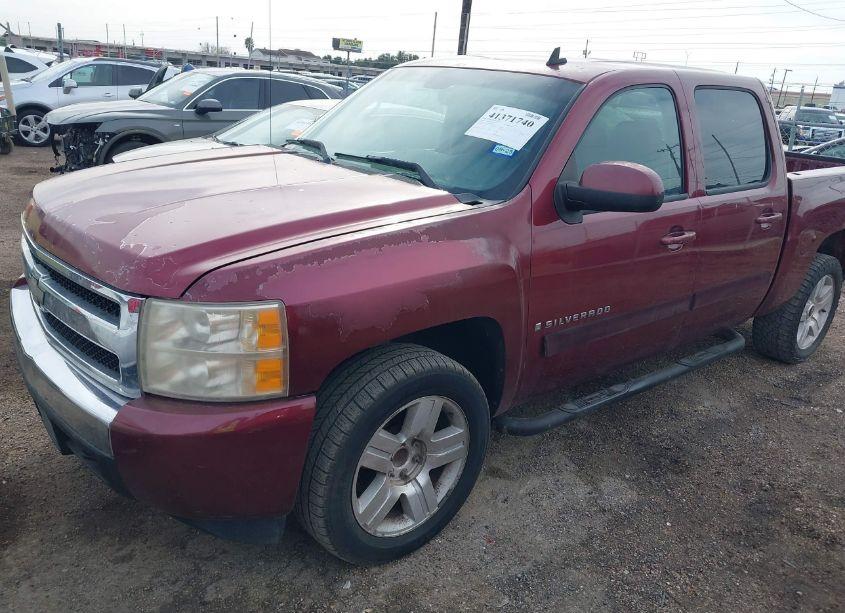 Photo 2 of 2008 Chevrolet Silverado 1500 LT1 (VIN 3GCEC13J68G214277)