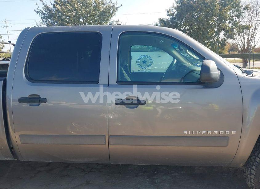 Photo 13 of 2007 Chevrolet Silverado 1500 LT1 (VIN 3GCEC13J77G510634)