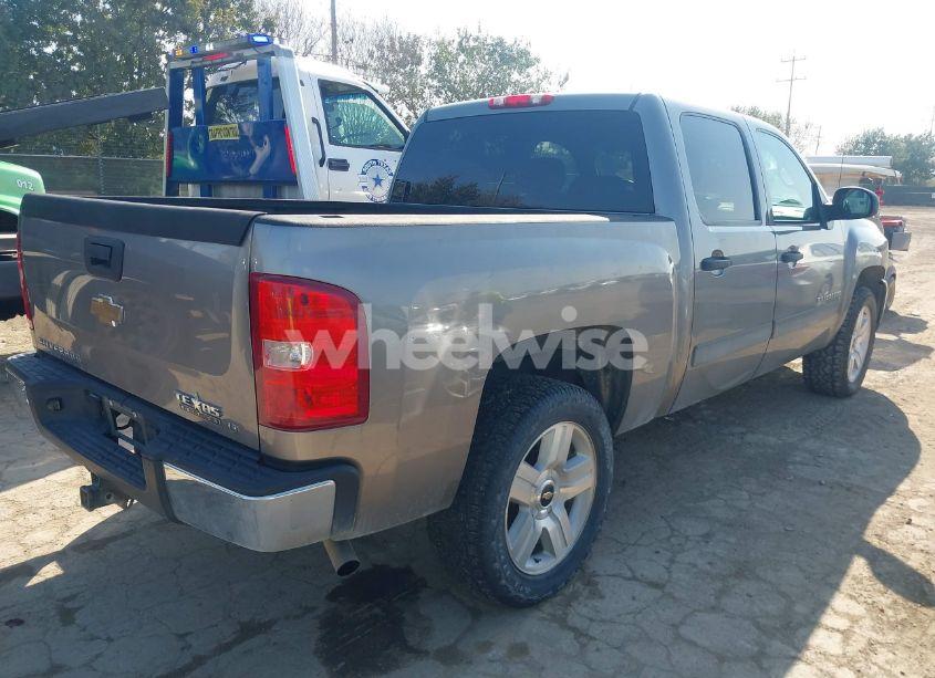 Photo 4 of 2007 Chevrolet Silverado 1500 LT1 (VIN 3GCEC13J77G510634)